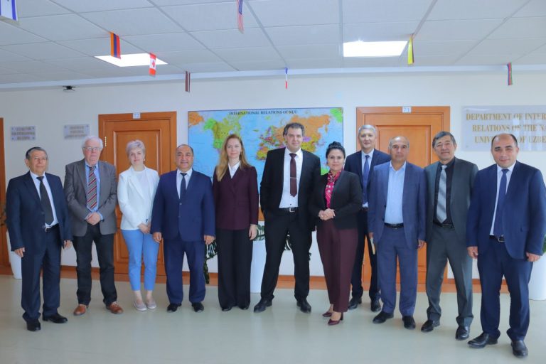 The international specialists of the DEKONTA company of the Czech Republic are at UzMU