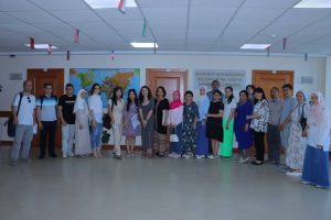 Pedagog kadrlarni qayta tayyorlash va ularning malakasini oshirish markazida malaka oshirayotgan ingliz tili o‘qituvchilari uchun ingliz tilida muloqot to‘garagi