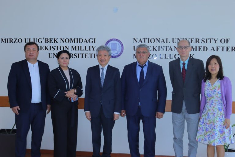 The delegation led by the rector of the Hong Kong Educational University visited NUU