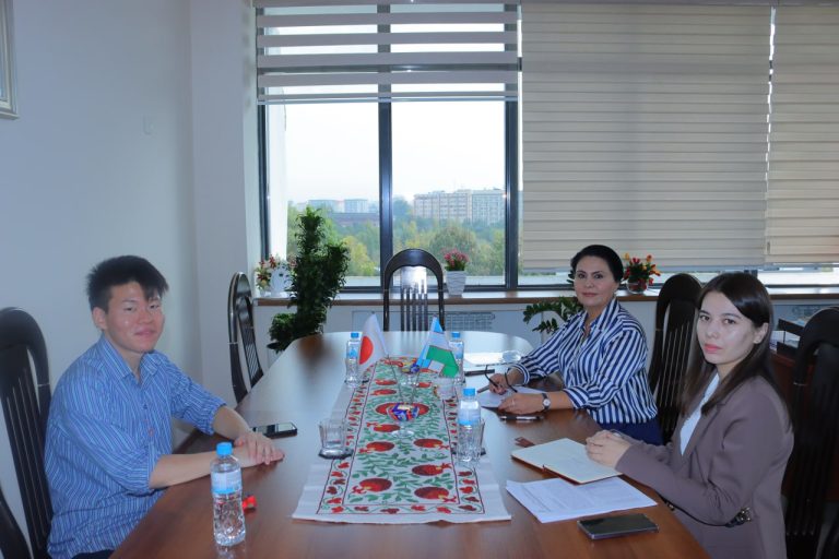 A Japanese student arrived at NUU to study