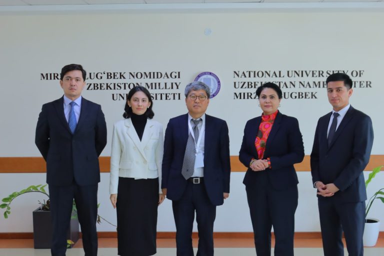 A representative of Kyungpook University of the Republic of Korea is at NUU