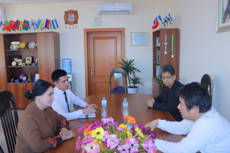 Yaponiyalik professor O‘zMUda seminar o‘tmoqda