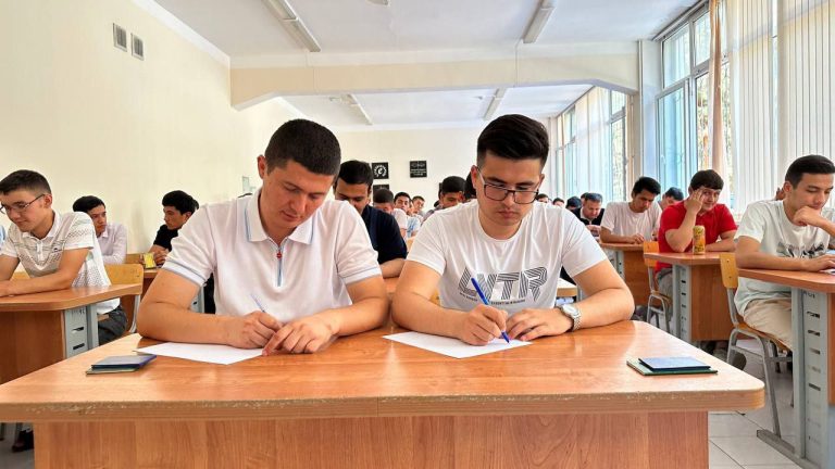 The final of the Olympiad with a prize fund of 100 million soums is being held at NUU