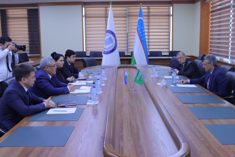 Saudiya Arabistoni qirolligining O‘zbekistondagi elchisi O’zMUda