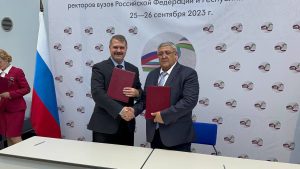 O’zMU rektori Inom Madjidov O’zbekiston-Rossiya mintaqalararo rektorlar konferensiyasi doirasida bir necha xalqaro oliy ta’lim muassasalari bilan hamkorlik memorandumini imzoladi.