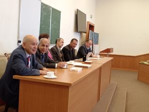 Amerika va turkiyalik professorlar O‘zMU talabalariga ma’ruza o‘qimoqda