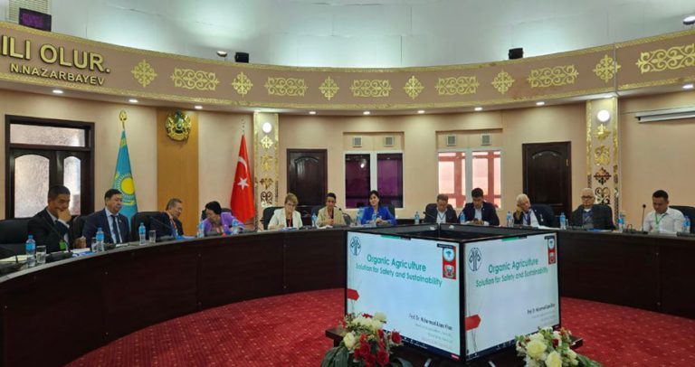 NUUz Experts Share Environmentally Friendly Technologies at International Seminar