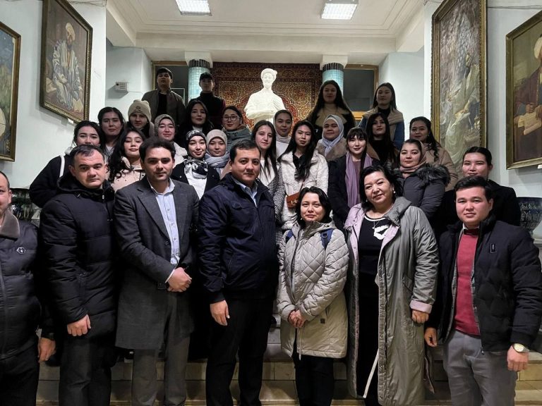 The Department of Sociology organized a visit to the Alisher Navoi Museum