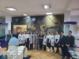 Alisher Navoiyni tavaludining 583 yilligi munosabati bilan Davlat adabiyot muzeyiga tashrif tashkillashtirildi