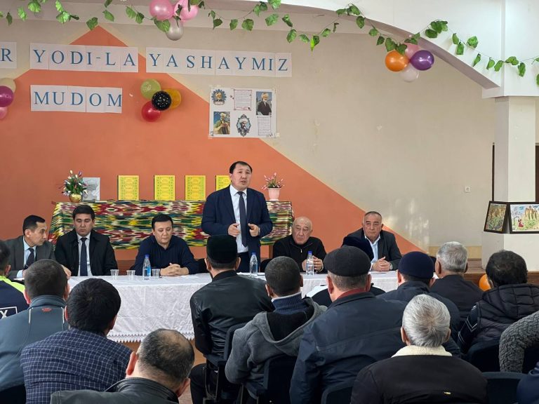 Olmazor tumanidagi “Ibrohim ota” MFYda istiqomat qiluvchi faollar hamda maktab o‘quvchilarining ota-onalari bilan ochiq muloqot va davra suhbati tashkil etildi