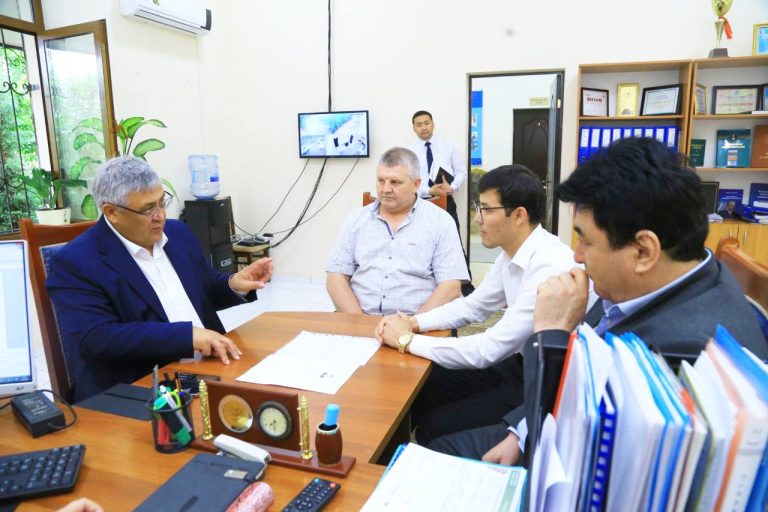 O‘zbekiston Milliy universiteti rektori mahalla faollari va yoshlar bilan uchrashdi