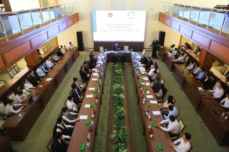 A scientific-practical roundtable discussion on “The Role of the Constitutional Court in the System of Separation of State Powers” was held