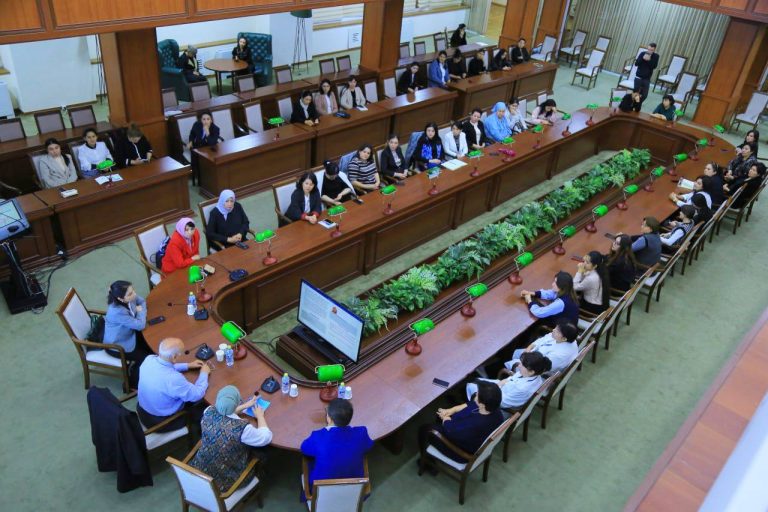 The National University of Uzbekistan Hosted a Roundtable in Commemoration of World Breast Cancer Awareness Day