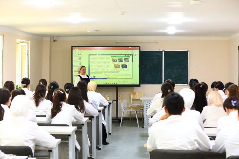Open class on the topic “Microflora of Air and Water”