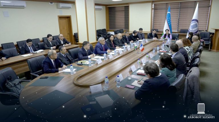 Cross-Sectoral Collaboration with French Universities: Advancing Data Exchange and Joint Research